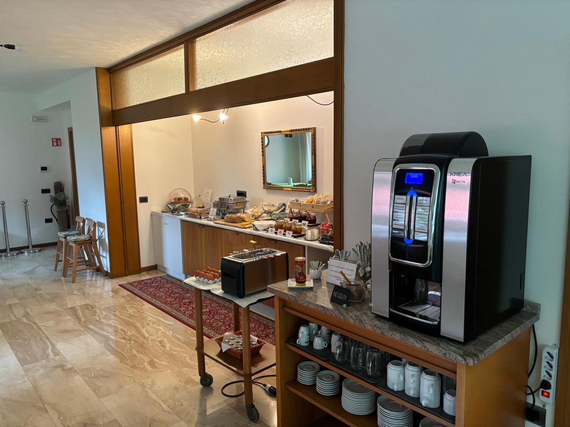 Hotel Al Vento Torbole Sul Garda